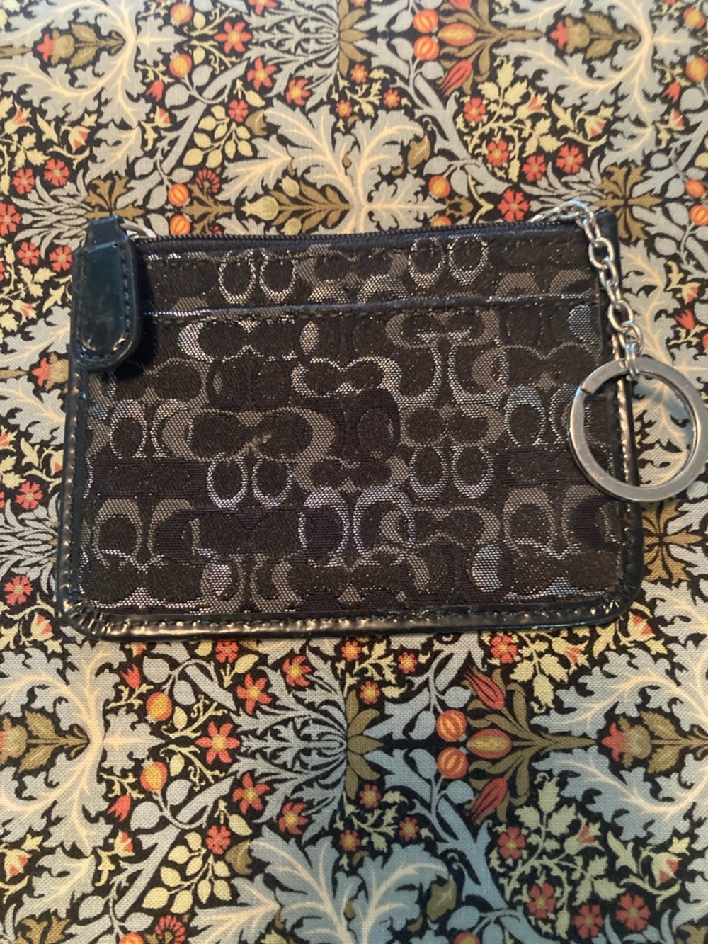 Coach Black Signature Card Case with Keyring - Picture 2 of 9